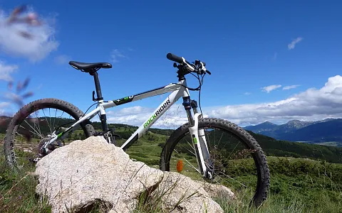 mountainbiking598506.jpg